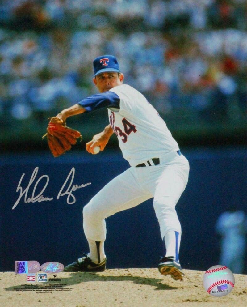 Nolan Ryan Autographed TX Rangers 8x10 Pitch Photo -aiv holo/Ryan holo *SIL - Autografirani MLB fotografije